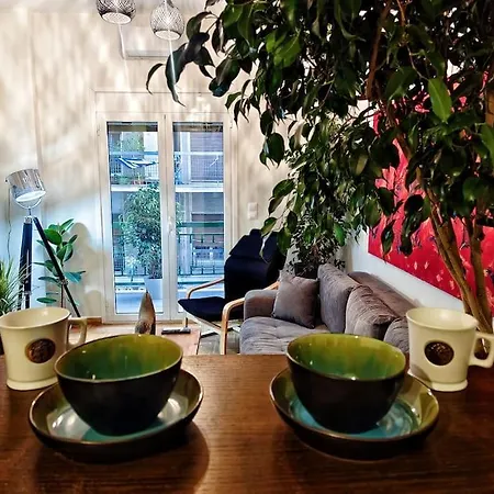Modern & Stylish 2 Bedroom Near Acropolis Apartment Athens