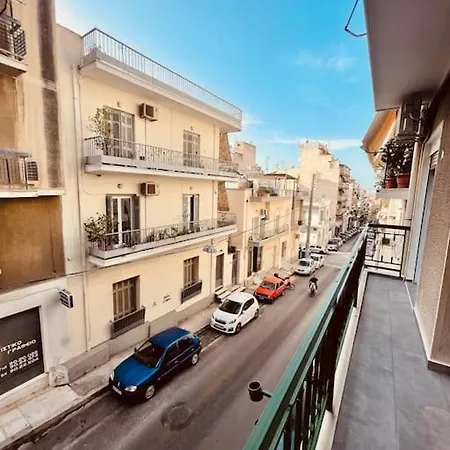 Apartment Modern & Stylish 2 Bedroom Near Acropolis Athens